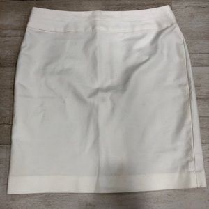 Banana Republic White Pencil Skirt 6P Petites